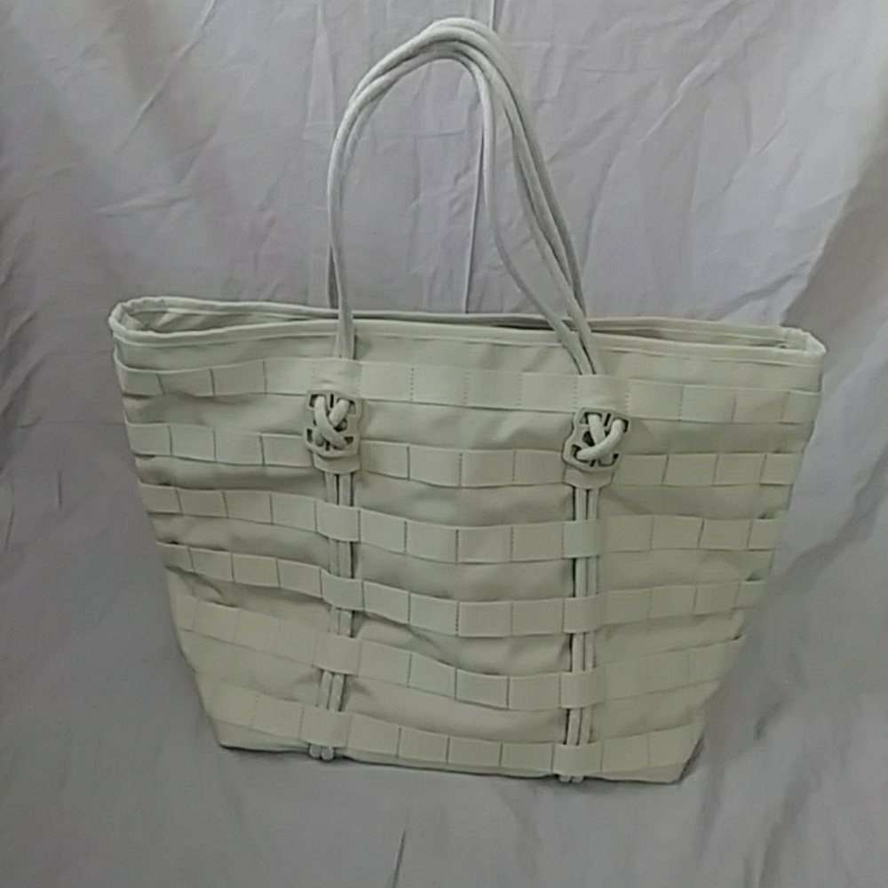 Last One Left! Nike Tote Bag - Picture 2 of 7